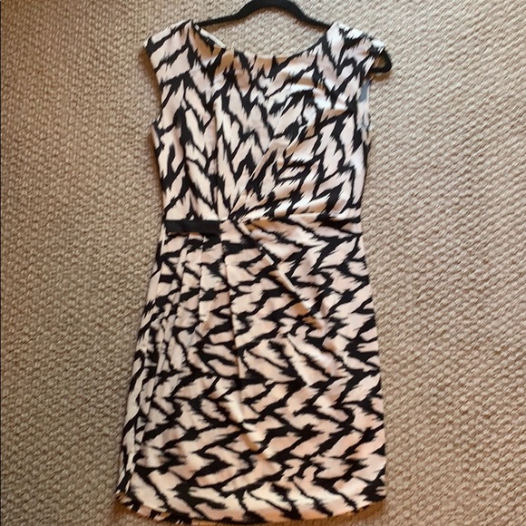 Lot of Size 2 Armani exchange dresses - Picture 5 of 7